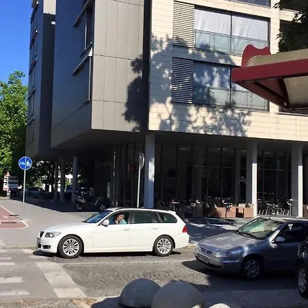 Sunrise With Private Parking *