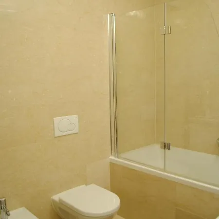 Sunrise With Private Parking Apartment Maribor